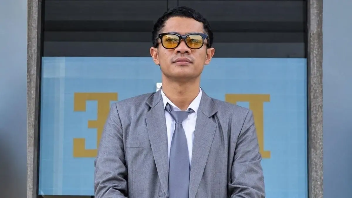 M. Alvi Azhari, Pemuda Bali, Bermukim di Pegayaman Buleleng Bali