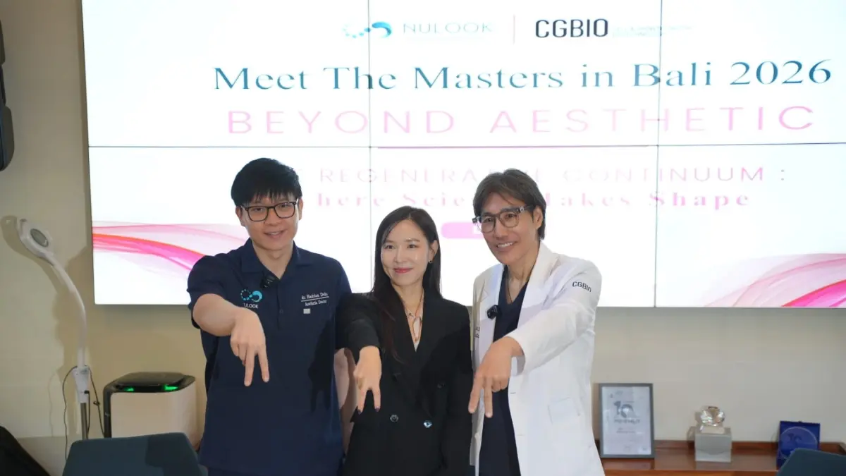 PEMBICARA: Dari kiri, dr. Hadrian Deka, Ms. Kim Jeonghee & Dr. Gi Woong Hong.