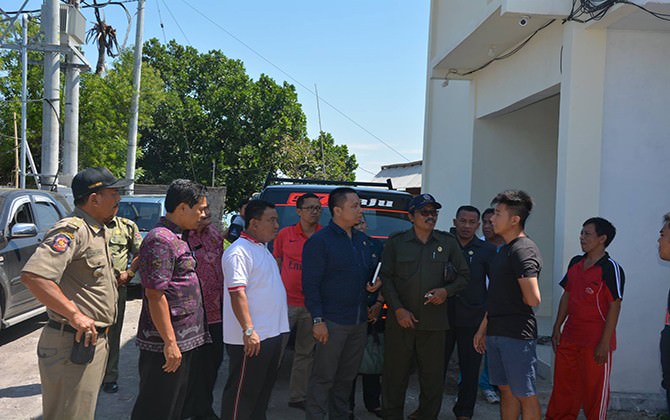 belum-berizin-proyek-perluasan-tambak-diprotes-warga