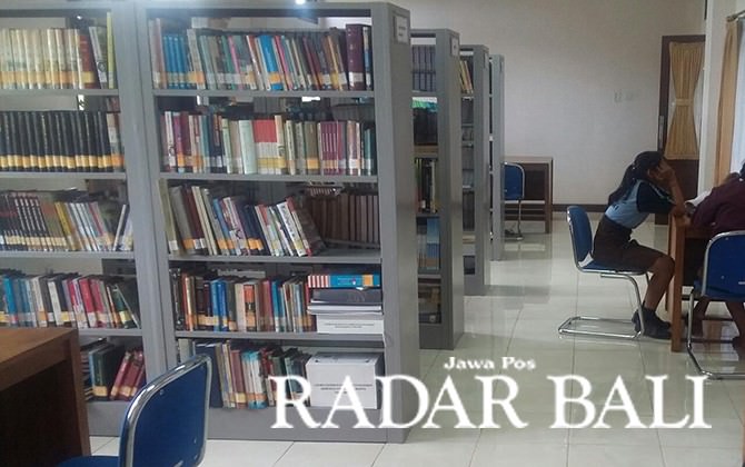 minat-baca-masih-rendah-perpusda-kosong-melompong