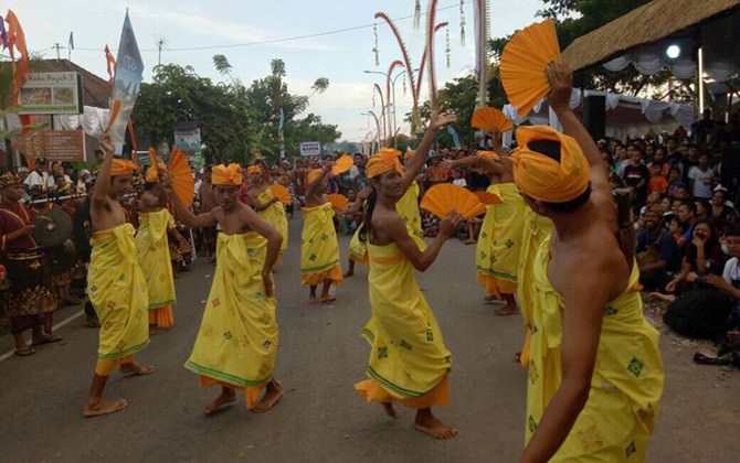serba-lelaki-ceritakan-penaklukan-kerajaan-selaparang