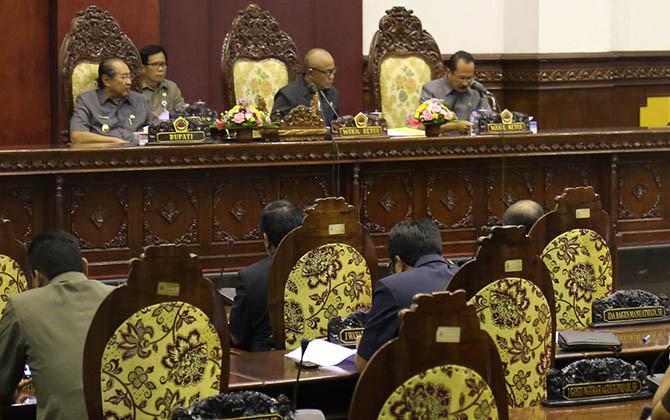 tunjangan-dewan-naik-ini-yang-dilakukan-pemkab-gianyar
