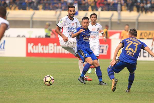 coach-widodo-anggap-adil-sukses-bisa-tahan-persib-dengan-skor-kacamata