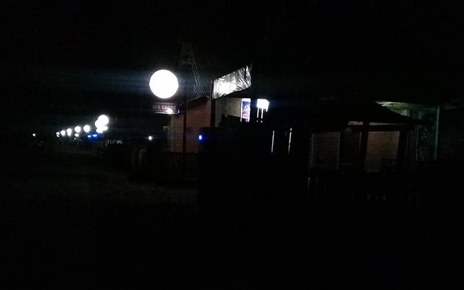 jadi-korban-ketegasan-satpol-pp-kafe-delodberawah-mulai-sepi