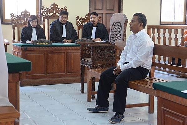ringan-amat-cabuli-anak-ingusan-om-martin-divonis-45-tahun-bui