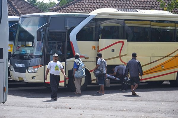 ubung-turun-kasta-bus-akap-pindah-ke-terminal-mengwi-stop-main-mata