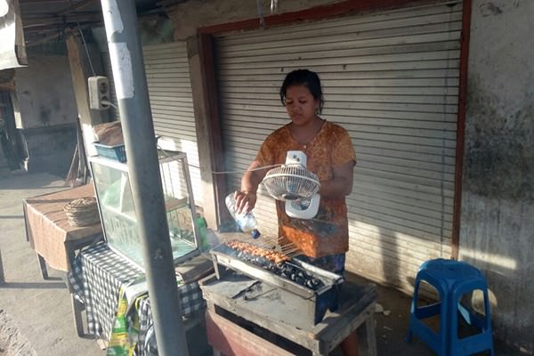 yummynikmatnya-sate-gurita-khas-karangasem-bikin-lidah-bergoyang
