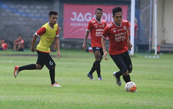 coach-simon-mcmenemy-tertarik-rekrut-binter-ini-respons-sang-pemain