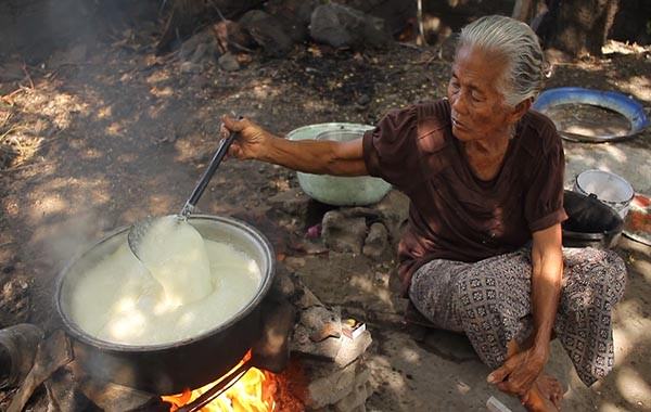 minyak-kelapa-tradisional-ramai-peminat-cocok-untuk-minyak-rambut