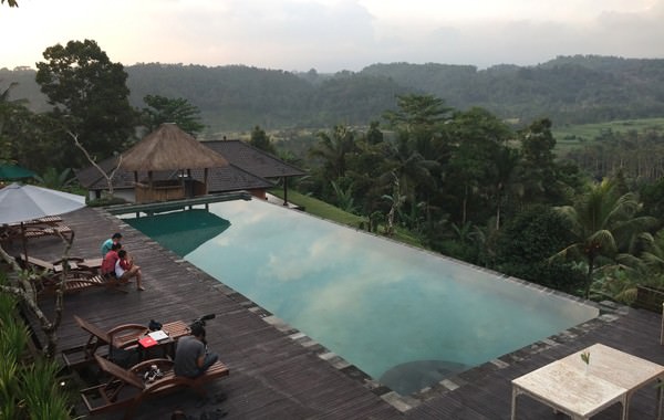 vila-bodong-marak-enggan-bayar-pajak-satpol-pp-gianyar-pengeng