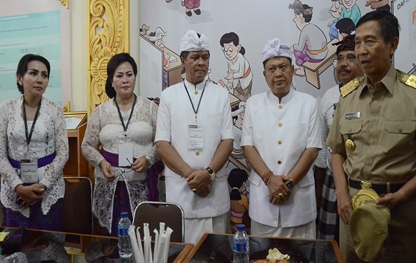 beri-restu-kandidat-minta-pejabat-aktif-tak-gunakan-fasilitas-negara