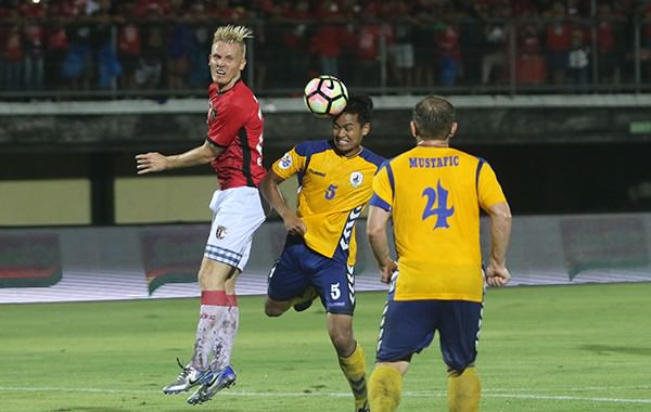 boyong-18-pemain-coach-widodo-abaikan-bantuan-yanto-basna-kok