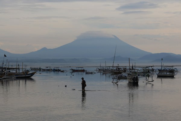 menyusut-drastis-magma-gunung-agung-tinggal-208-juta-kubik