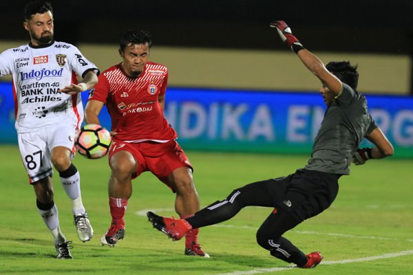 puncaki-top-skor-piala-presiden-stefano-lilipaly-yang-penting-menang