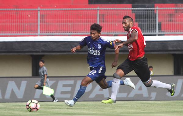 sektor-belakang-belum-padu-coach-eko-demerson-harus-cepat-adaptasi
