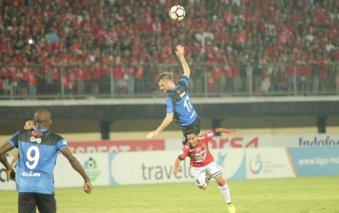 bali-united-kontra-madura-united-adu-strategi-duel-klub-elite-liga-i