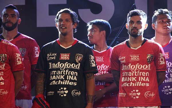 ini-alasan-bali-united-pakai-apparel-sendiri-ternyata