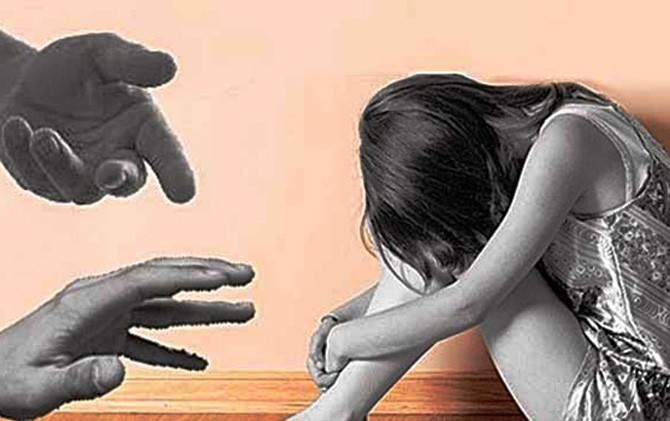 pelajar-bandel-nekat-remas-payudara-teman-korban-shock-minta