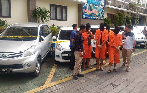 siasati-order-bikin-grab-tuyul-lima-sopir-grab-dikerangkeng