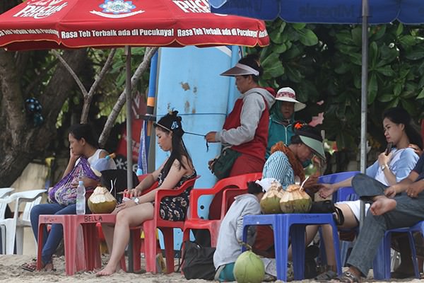status-gunung-jadi-siaga-pariwisata-bali-menuju-arah-normal