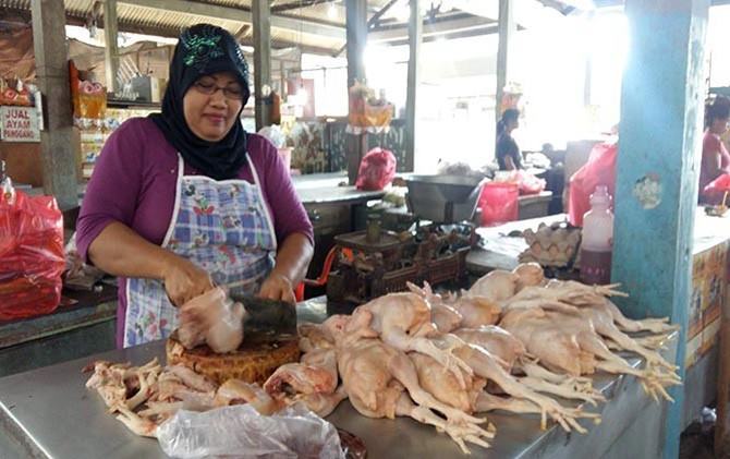 paket-nyepi-dongkrak-okupansi-permintaan-daging-ayam-naik-tipis
