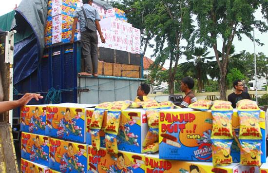 warning-penjual-mamin-kedaluwarsa-bisa-dipidana-dan-didenda-rp-4-m