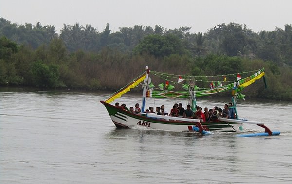 yuk-nikmati-wisata-hutan-mangrove-perancak-khas-eropa-asyik-lho