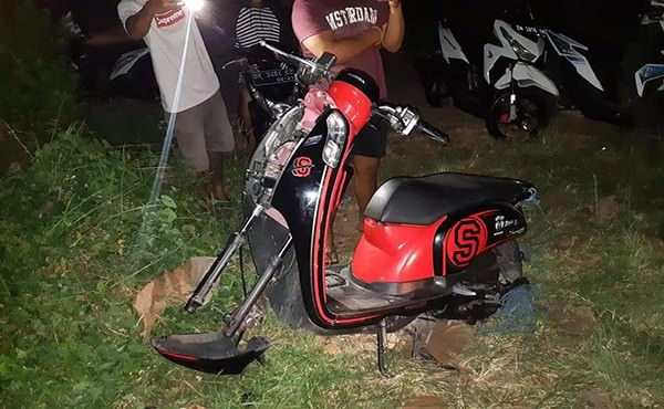 bergidik-motor-tak-bertuan-ditemukan-di-kuburan-gadungan-diduga