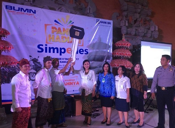 bri-cabang-kuta-berikan-hadiah-simpedes-makin-besar