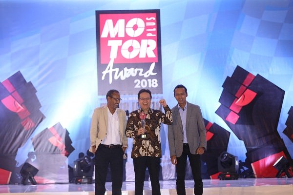 honda-cbr250rr-dinobatkan-sebagai-bike-of-the-year