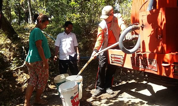 krisis-air-pu-janji-bangun-sumur-bor-berkapasitas-10-liter-per-detik
