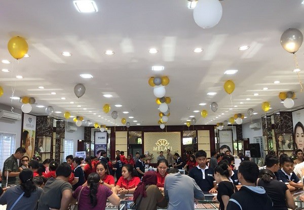 melati-gold-shop-buka-outlet-ketiga-hadirkan-miss-indonesia-2018