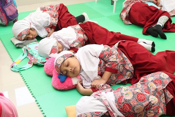 tidur-siang-di-sekolah-kenapa-nggak