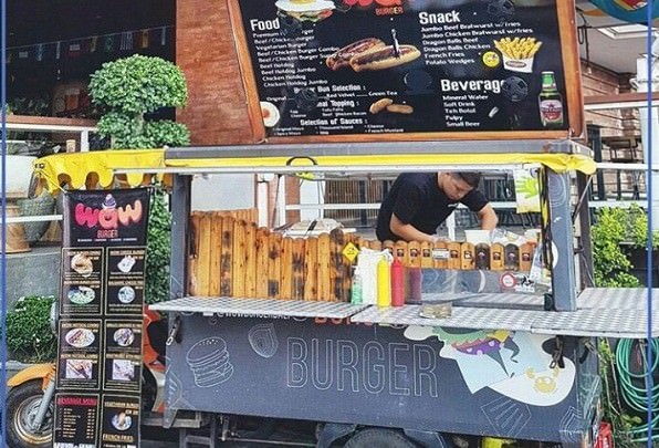 wow-burger-satu-satunya-food-truck-roda-tiga