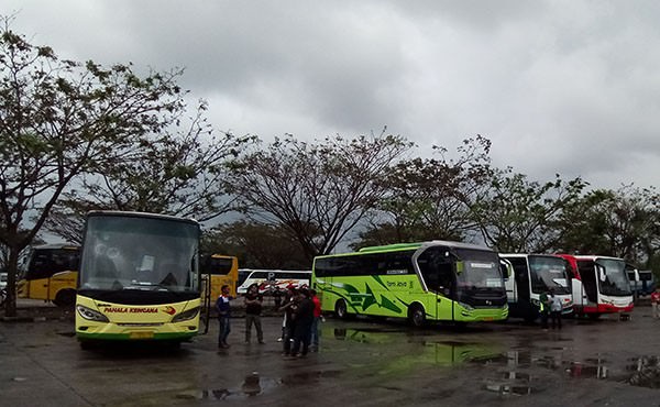 arus-balik-mulai-naik-satpol-pp-mulai-sidak-penumpang