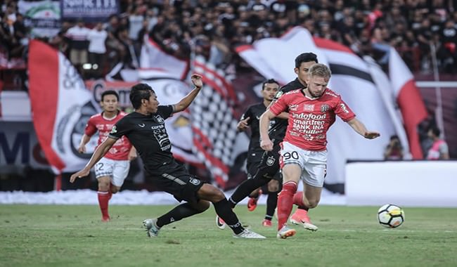 bungkam-psis-semarang-bali-united-bayar-lunas-suporter