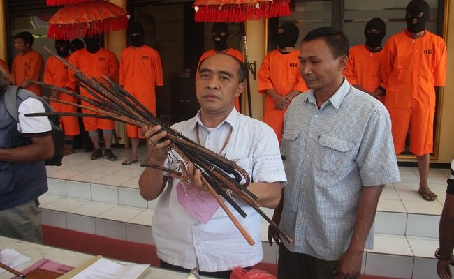 duhhhnekat-curi-kabel-di-perusahaan-sendiri-empat-buruh-ditangkap
