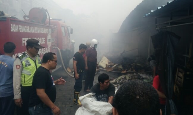 update-kebakaran-pasar-batu-kandik-api-bersumber-dari-blok-tiga