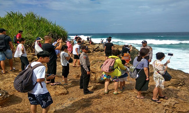 kecelakaan-wna-di-devilstear-bisa-rusak-citra-nusa-penida