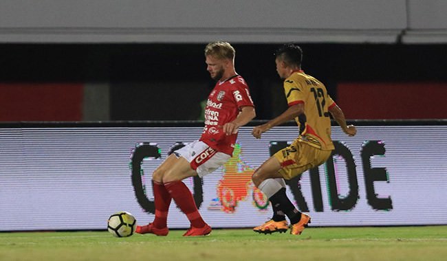gagal-pesta-gol-bali-united-bungkam-mitra-kukar-dengan-skor-tipis-1-0