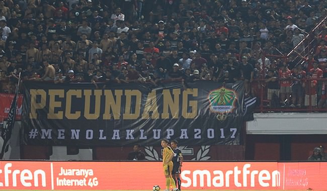 pssi-rilis-stop-pertandingan-saat-nyayian-rasis-ini-respons-ceo-bu