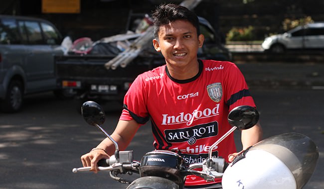 welcome-home-adi-parwabalik-ke-bali-united-ternyata-karena