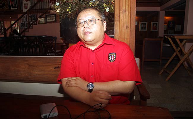 bonek-penuhi-dipta-ini-respons-berkelas-ceo-bali-united