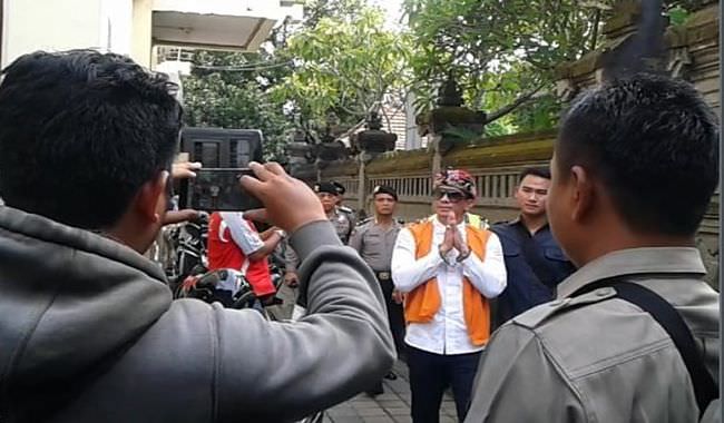 caleg-dpd-ketut-ismaya-jalani-sidang-perdana-begini-suasananya