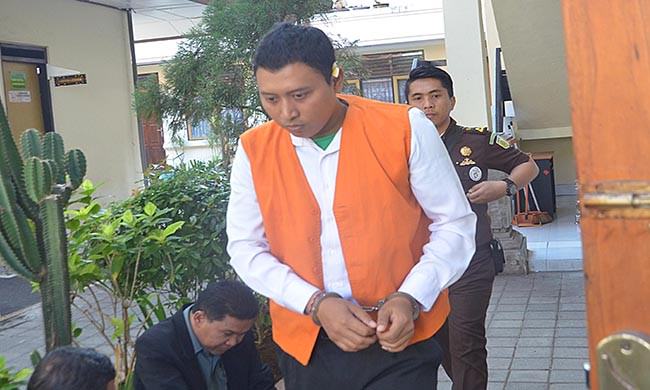 guru-cabul-dituntut-8-tahun-ini-respons-mengejutkan-kubu-terdakwa