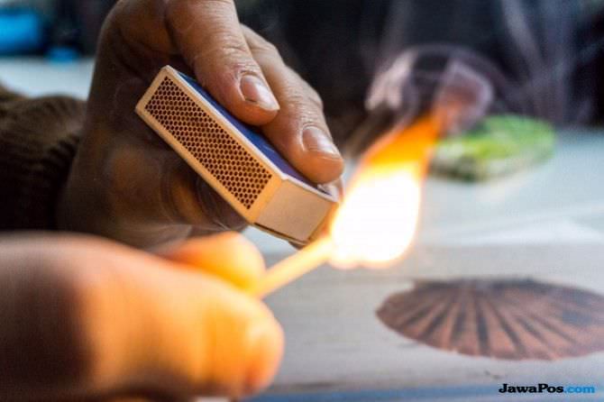 alamakdibakar-api-cemburu-bule-prancis-hajar-istrinya-babak-belur