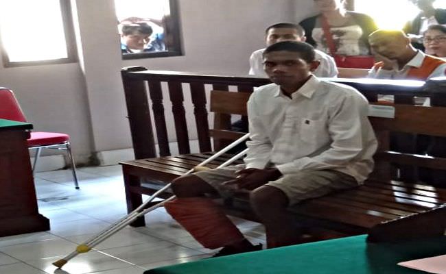 dobel-sial-ditangkap-ditembak-satpam-bobol-minimarket-dibui-1-tahun