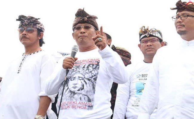 i-wayan-swarsa-desa-adat-harus-bersatu-kawal-janji-koster