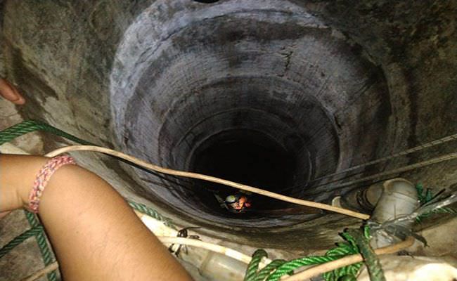 duh-gusti-jatuh-ke-dalam-sumur-kering-pria-gangguan-jiwa-tewas