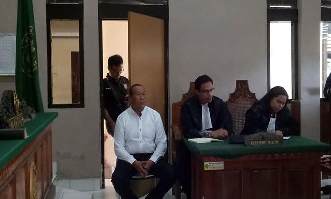 sadis-usai-baca-sms-wajah-pembunuh-tukang-parkir-berubah-lantas